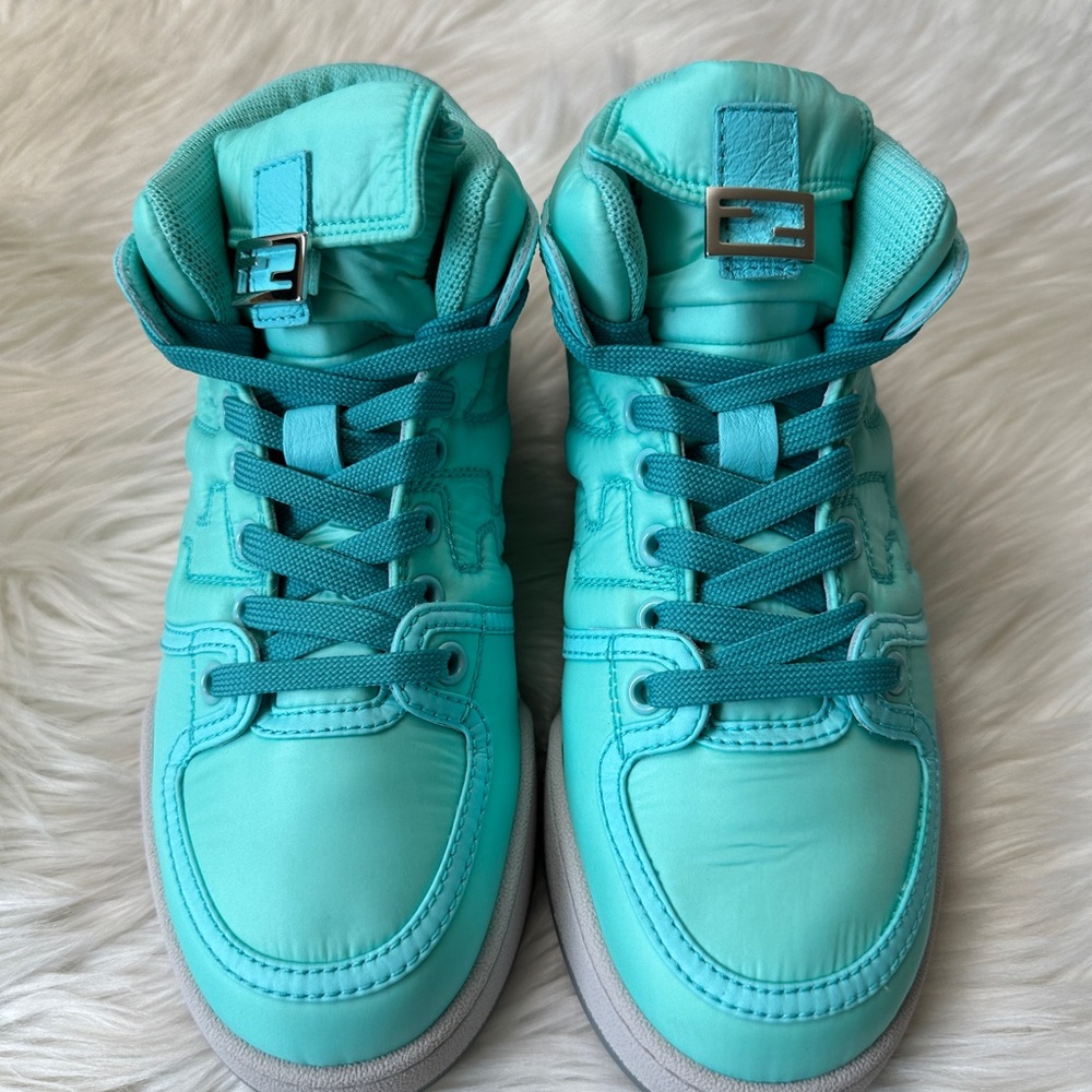 Fendi Match
Turquoise nylon high-tops - Picture 11 of 11